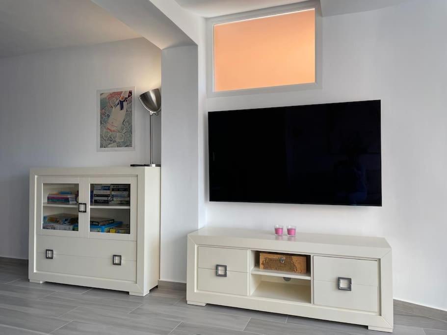 Mar Menor Golf Resort, Luxury Sleeps 6, Lake Views มูร์เซีย ภายนอก รูปภาพ