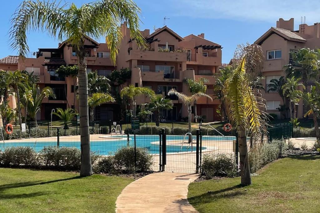 Mar Menor Golf Resort, Luxury Sleeps 6, Lake Views มูร์เซีย ภายนอก รูปภาพ